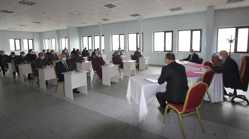 Başkan Pekmezci, birim m&uuml;d&uuml;rleriyle değerlendirme toplantısı ger&ccedil;ekleştirdi