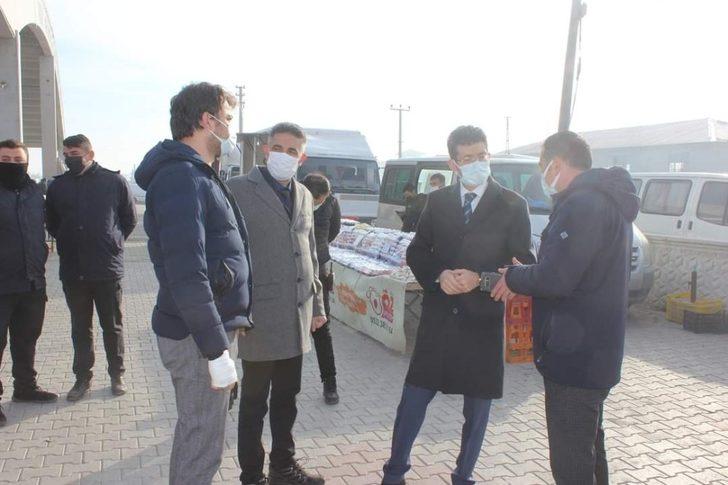 Kaymakam Kaçmaz’dan pazar esnafına korona virüs denetimi G4