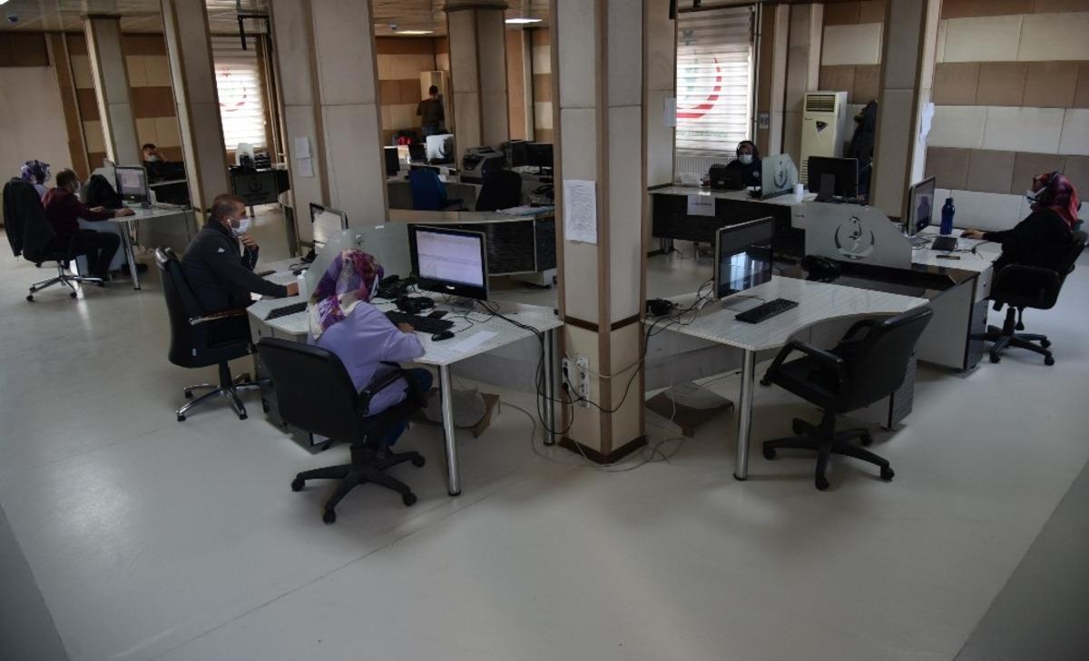 Pandemi &Ccedil;ağrı Merkezine ayda 20 bin 695 &ccedil;ağrı