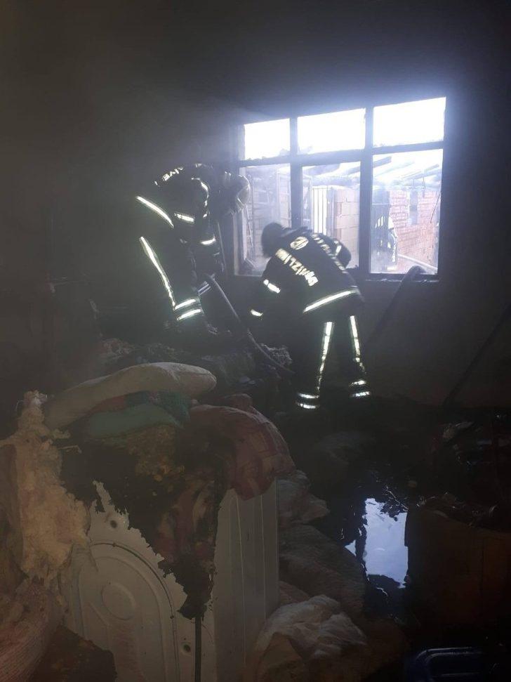 Tek katlı ev alevlere teslim oldu G5