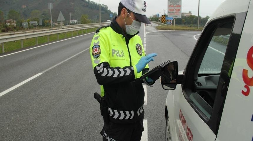 Ordu&rsquo;da s&uuml;r&uuml;c&uuml;lere hız ve kırmızı ışık cezaları