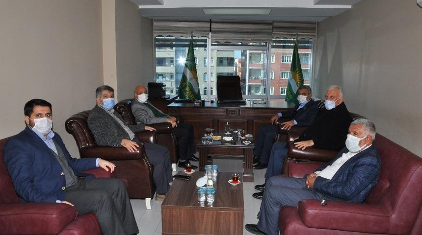 Rekt&ouml;r Durmuş&rsquo;tan H&uuml;da Par&rsquo;a ziyaret