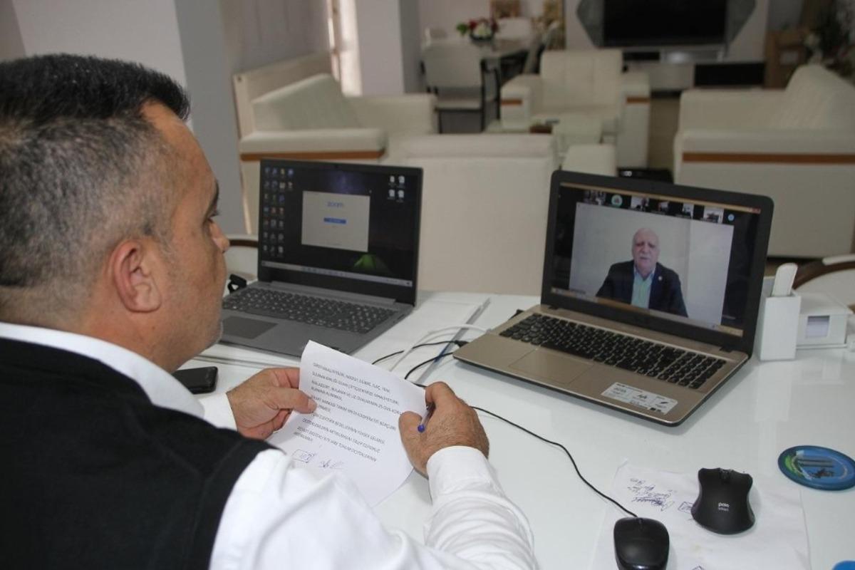 Başkan Kılı&ccedil;, &ccedil;ift&ccedil;ilerin sorunlarını anlattı