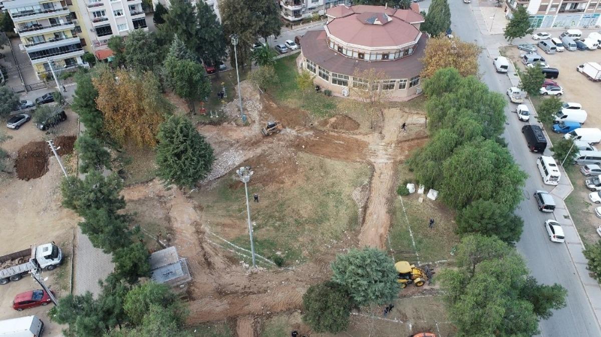 Rafet Şenbaydur Parkı yenileniyor