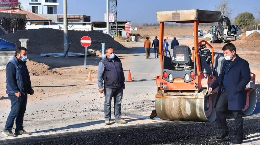 Başkan Din&ccedil;er sahadaki &ccedil;alışmaları s&uuml;rekli inceliyor