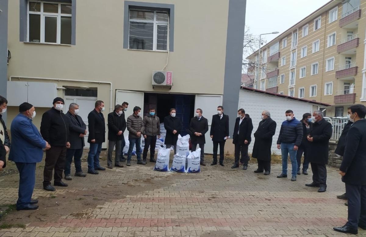 Sungurlu&rsquo;da &ccedil;ift&ccedil;i&rsquo;ye 2.5 ton fiği dağıtıldı