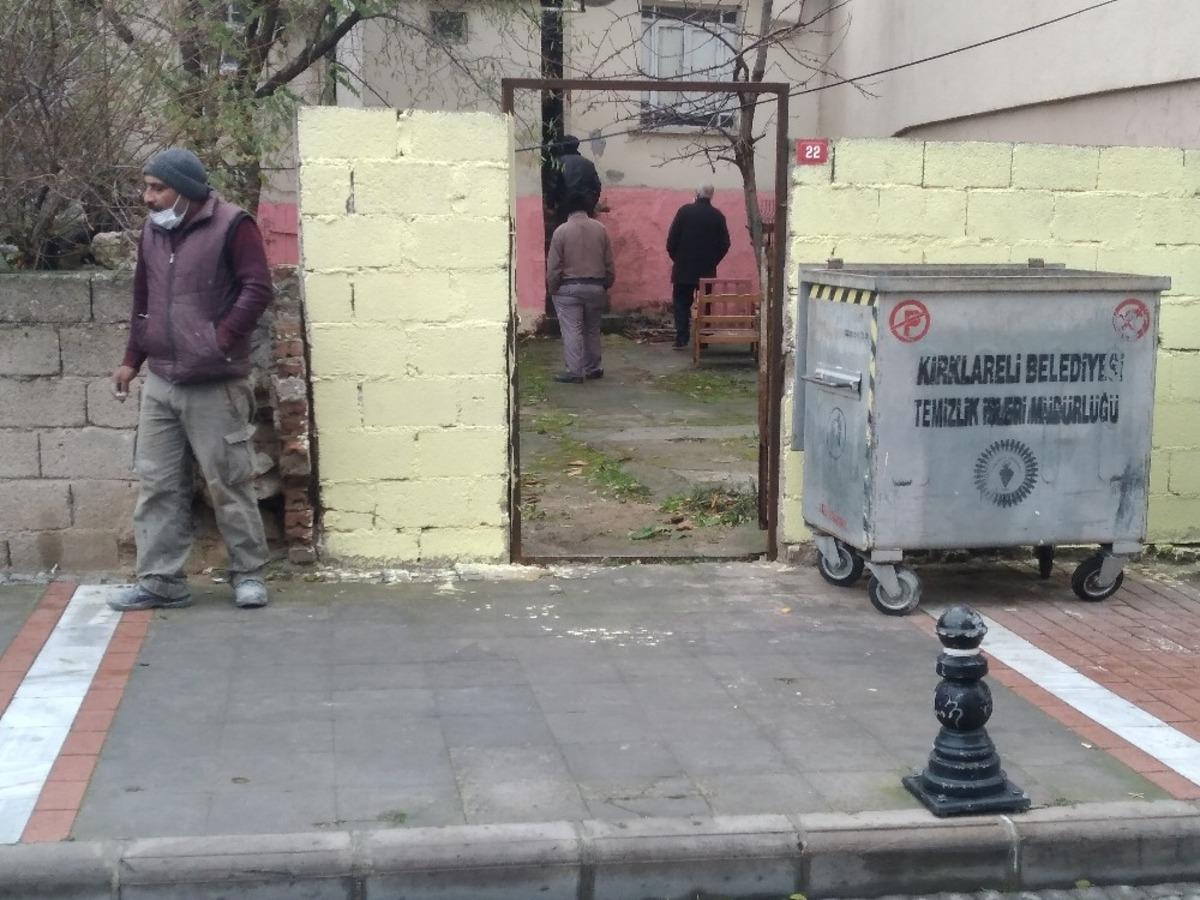 Kırklareli&rsquo;de 51 yaşındaki adam evinde &ouml;l&uuml; bulundu