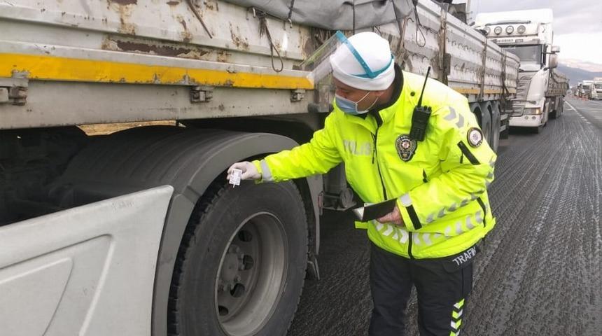 Akşehir&rsquo;de kış lastiği denetimi
