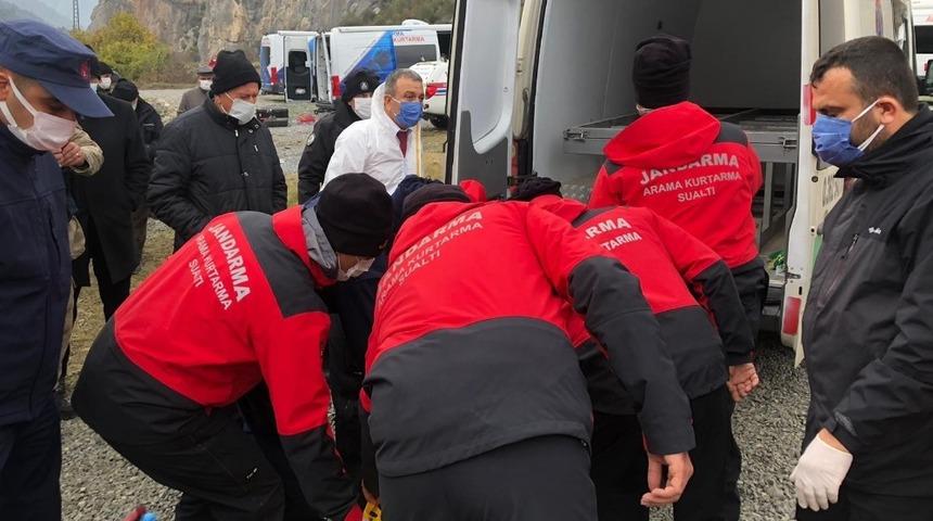 Barajda kaybolan kadını balık&ccedil;ılar buldu