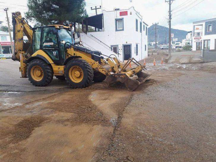 Bodrum’da sel teyakkuzu: Ekipler bölge bölge görevlendirildi G4