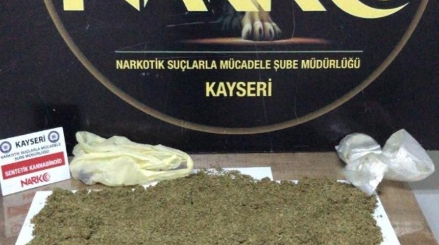 Yolcu otobüsüne uyuşturucu operasyonu: 540 gram uyuşturucu madde ele geçirildi