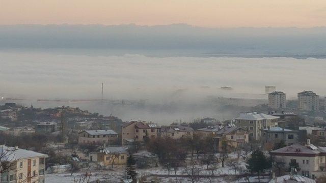 Kayseri‘de sis nedeni ile görüş mesafesi 1.5 metreye kadar düştü