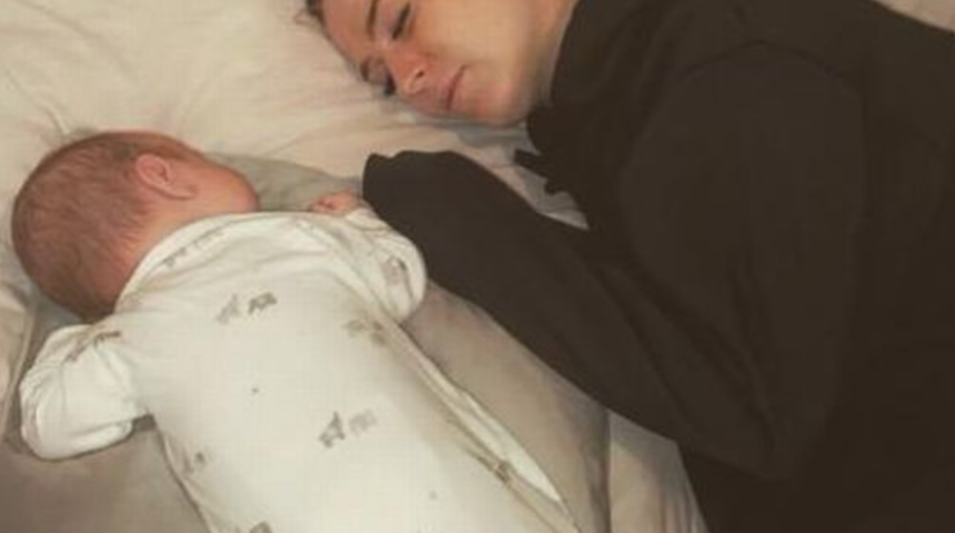 Sırtım ağrıyor diye doktora gitti doğum yaptı