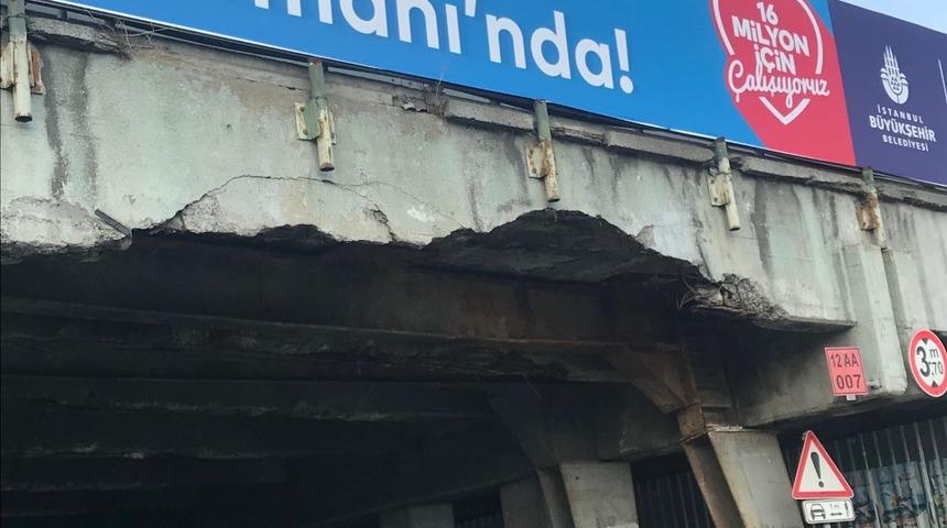 İstanbul'da bakımsız üst ve alt geçitler korkutuyor
