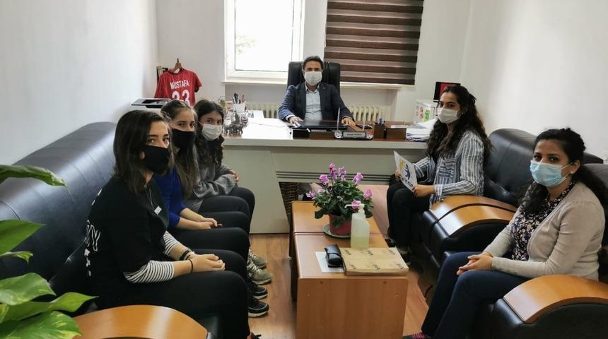 Atas&ouml;z&uuml; projesine &ouml;ğrencilerden ilgi