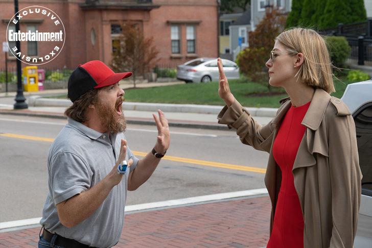 Gone Girl ile hafızalara kazınan Rosamund Pike’dan iddialı açıklama: 'Herhangi bir hayran kazanmaya çalışmıyordum'  G1