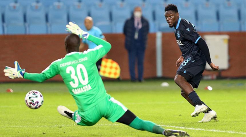 Trabzonspor'da Ekuban zor günleri geride bıraktı