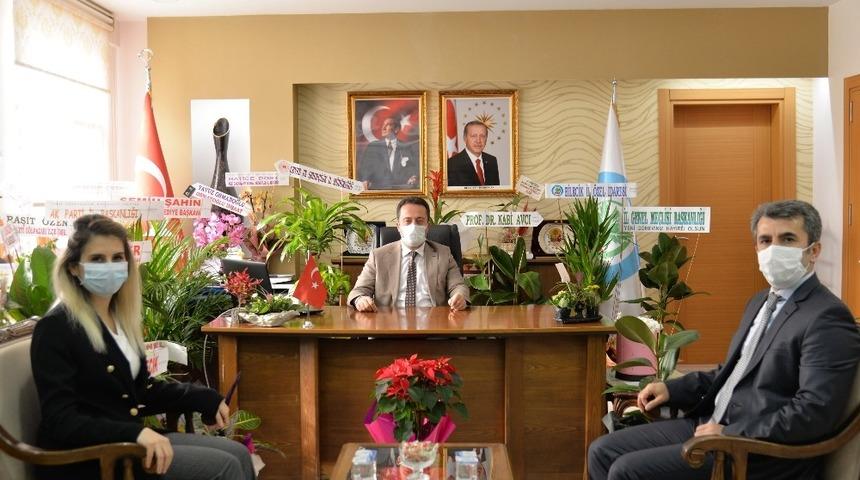 Vali Şentürk’ten İl Özel İdaresi Genel Sekreteri Bayrakçı’ya ziyaret