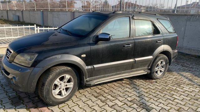 Gözüne kestirdiği jipi çalmak için 1 ay plan yaptı