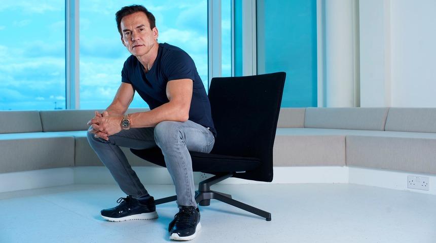 1 milyar sterlini çalışanlarına dağıttı, 74 kişiyi milyoner yaptı