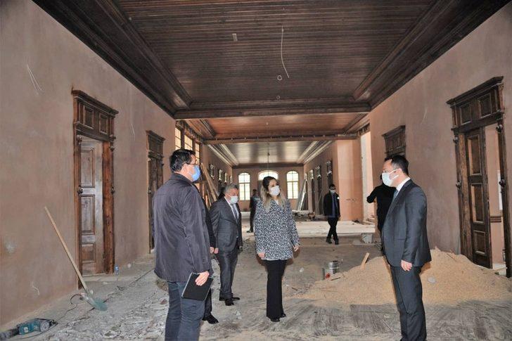 Vali Şentürk’ten  restorasyonu bitmek bilmeyen valilik binasında inceleme G1