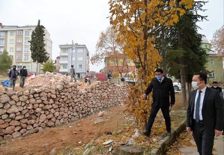 Vali Şentürk’ten  restorasyonu bitmek bilmeyen valilik binasında inceleme G4