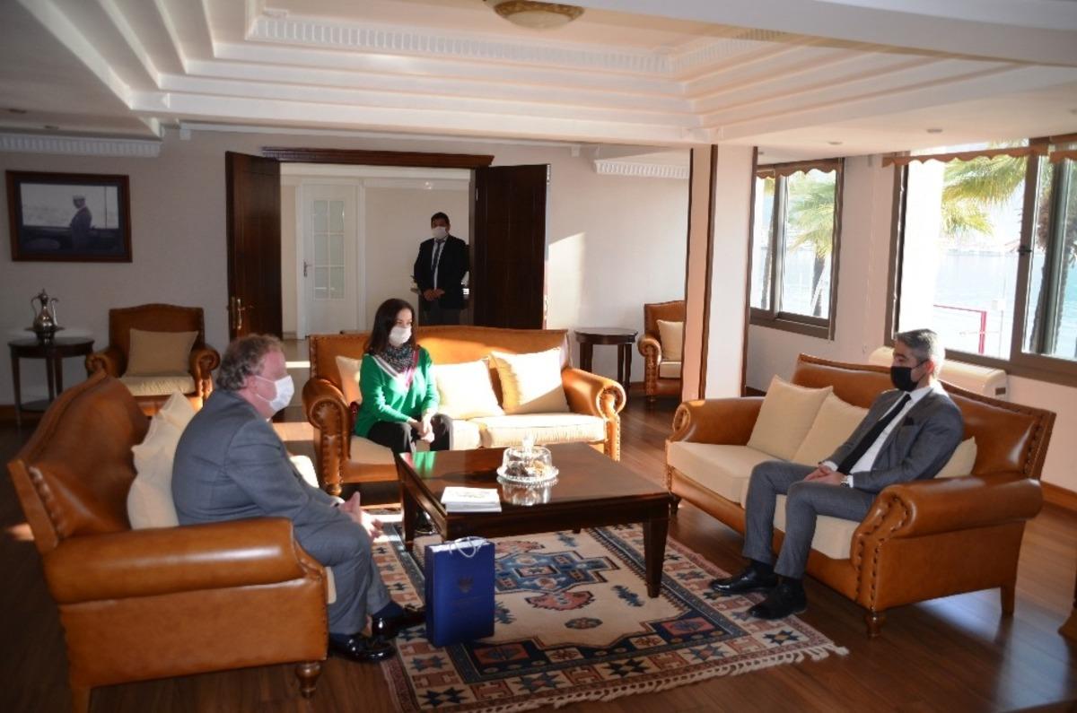 Rus konsolos Rogoza&rsquo;dan Başkan Oktay&rsquo;a &ouml;vg&uuml;