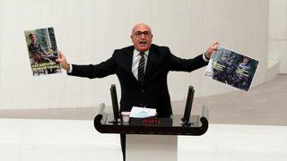 AK Partili 3 milletvekilinin bedelli askerlik yapmasıyla ilgili CHP'li Mahmut Tanal'dan gündem yaratan iddia