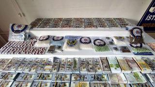 Şişli'de otele baskın! Uyuşturucu ve deste deste sahte döviz ele geçirildi