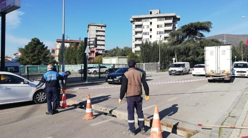 Zarar g&ouml;ren mazgallar değiştiriliyor