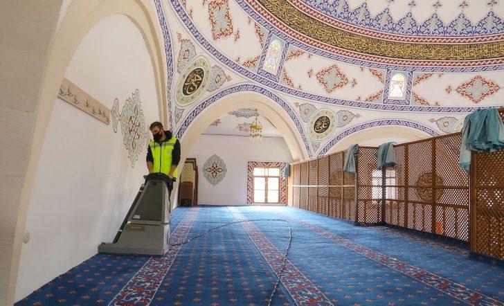 Büyükşehir’in Covıd-19’a karşı temizlik seferberliği sürüyor G1