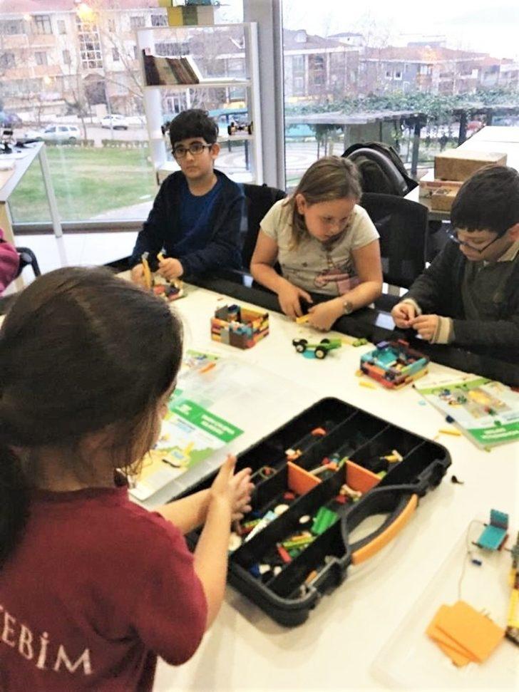 Öğrenciler yaşadıkları şehrin 20 yıl sonrasını tasarladılar G4