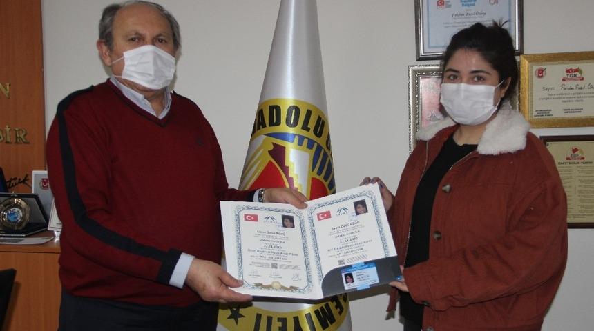 27 gazeteciye drone ehliyeti teslim edildi