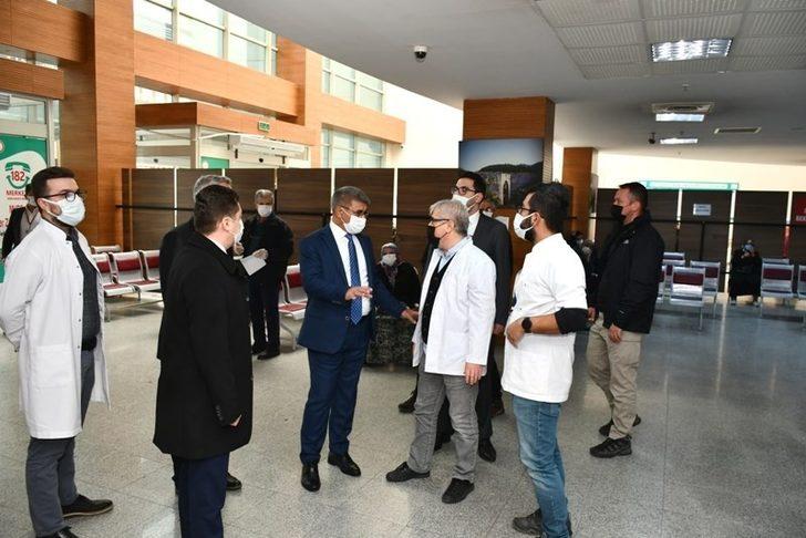 Vali Gürel’den sağlık kuruluşlarına ziyaret G1