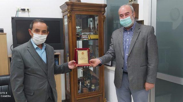 Gazeteciler Cemiyetinden Mehmet Çelik’e teşekkür plaketi