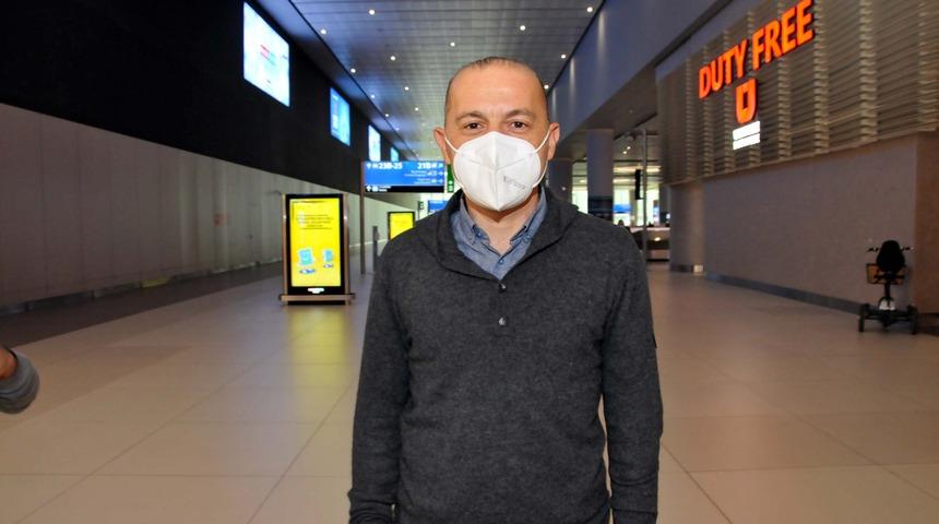 Cüneyt Çakır'dan kırmızı kartı unuttu haberlerine tepki