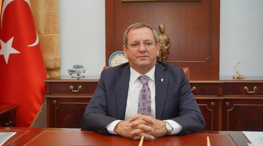 Başkan Ergin&rsquo;den &uuml;niversite &ouml;ğrencilerine m&uuml;jdeli haber