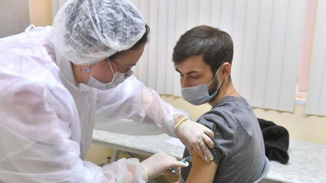 Çin menşeli Kovid-19 aşısı Kayseri'de 113 gönüllüye uygulandı