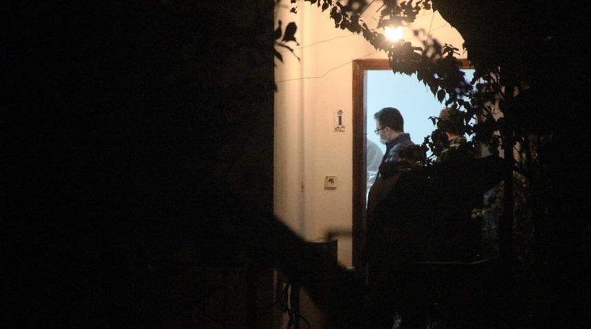 Muğla'da korkunç olay! Çocuklarının gözü önünde kocasını 22 yerinden bıçaklayarak öldürdü