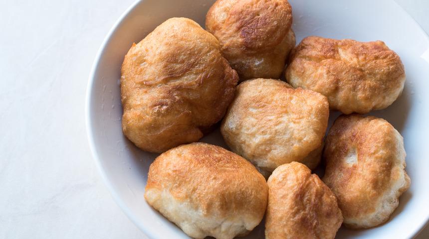 Puf puf oluyor: 8 dakikada yağ çekmeyen pişi nasıl yapılır?