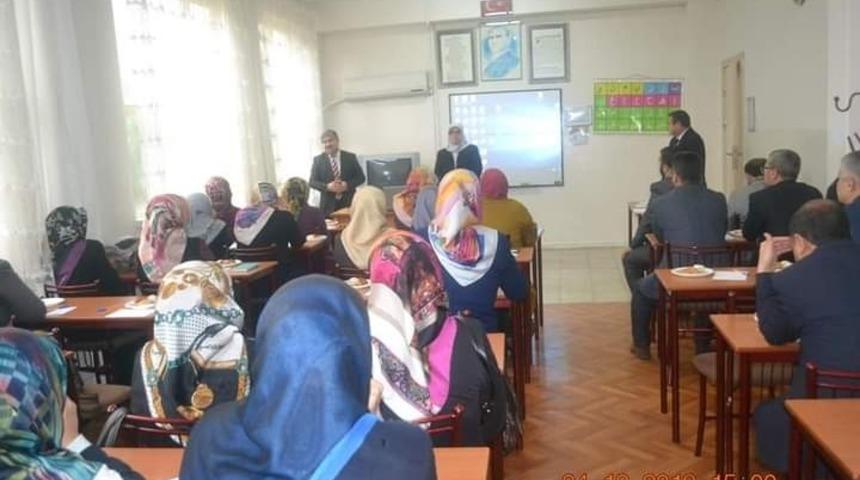 M&uuml;ft&uuml;l&uuml;kten yeni evli ve evlenecek &ccedil;iftlere uzaktan eğitim