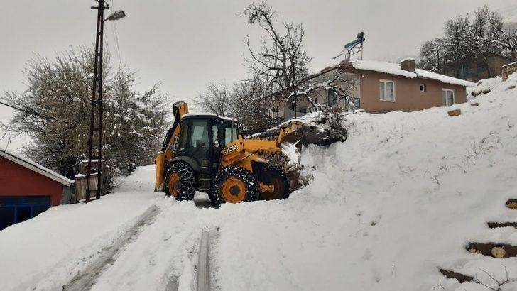Tunceli’de 83 köy yolu ulaşıma açıldı 49’unda çalışma sürüyor G2