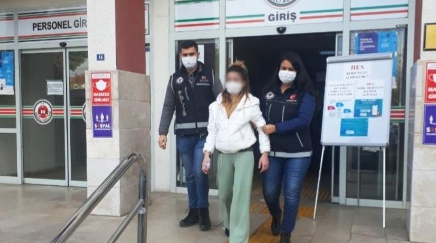 Uyuşturucu satışı yapan kadın yakalandı