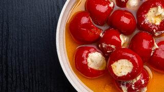 Ünlü şef sırrını verdi: Biberli lor turşusu yapımı