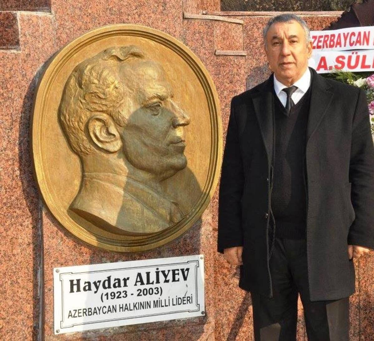 Iğdır Azerbaycan Evi Derneği Başkanı &Uuml;nsal: &ldquo;Haydar Aliyev T&uuml;rk D&uuml;nyasında iz bırakan ger&ccedil;ek liderlerden biridir&rdquo;