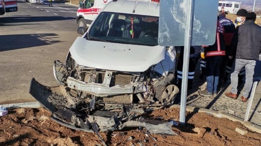 Trafik kazası 4 yaralı