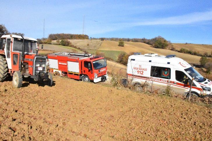 Kolunu tarım makinesine kaptıran yaşlı adam ağır yaralandı G3