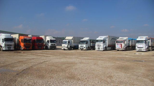 İnsan Hakları gününde savaş mağduru Suriyeliler’e yardım gönderildi