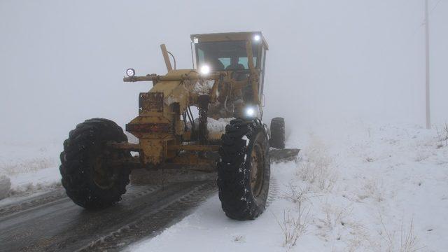 Elazığ’da  köy yolları ulaşıma açıldı