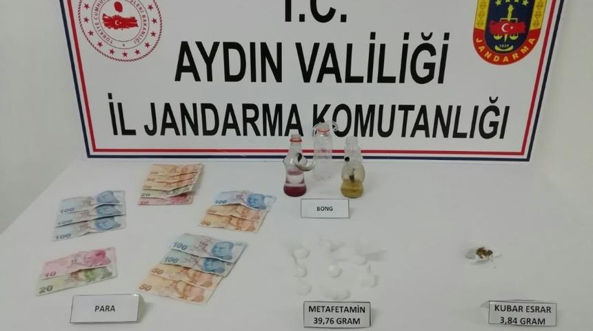 JASAT’ın durdurduğu şüpheliden uyuşturucu çıktı